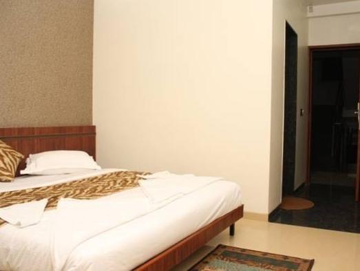 Hotel Treebo Trend Royal Kourt Aurangabad Exterior foto