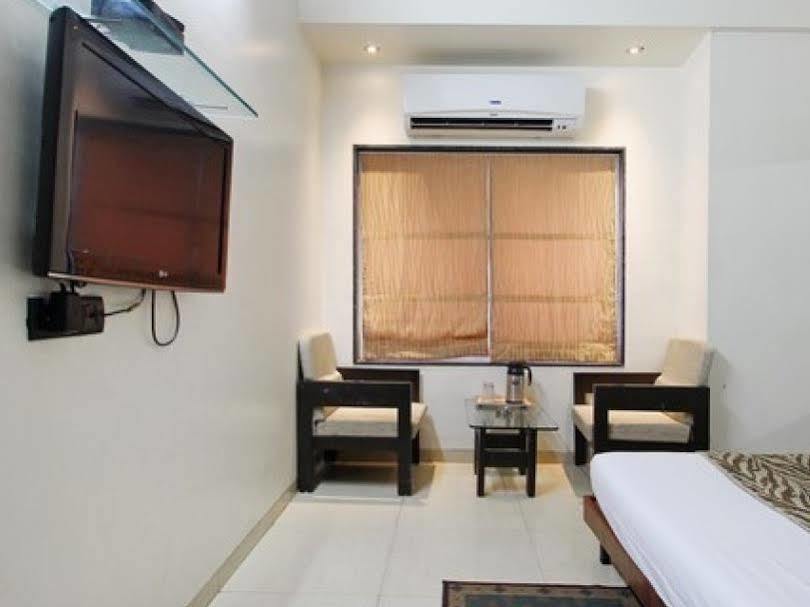 Hotel Treebo Trend Royal Kourt Aurangabad Exterior foto